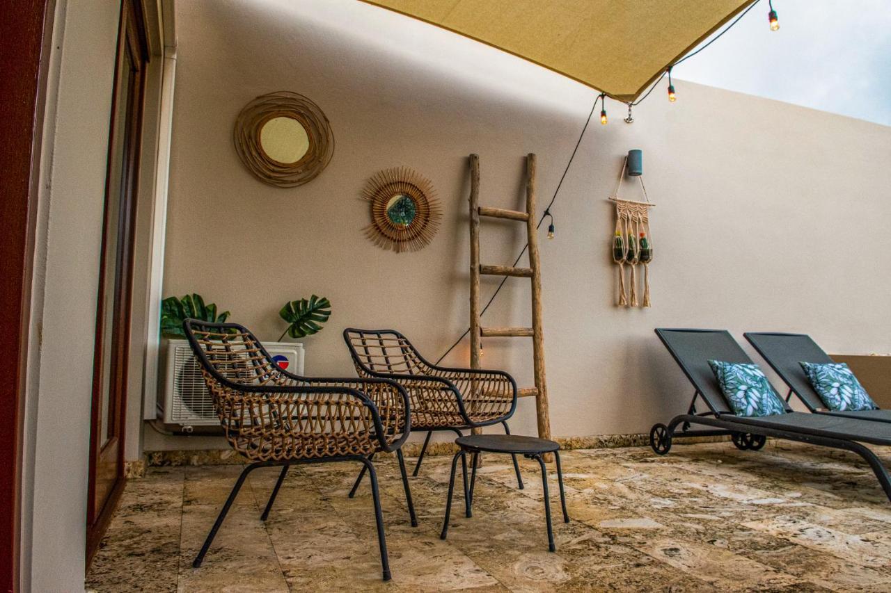 Blue Bay Resort Luxury Apartment Green View Dorp Dorp Sint Michiel Exterior photo