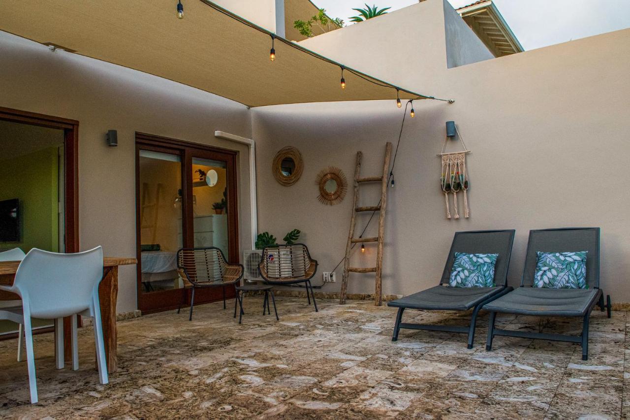 Blue Bay Resort Luxury Apartment Green View Dorp Dorp Sint Michiel Exterior photo