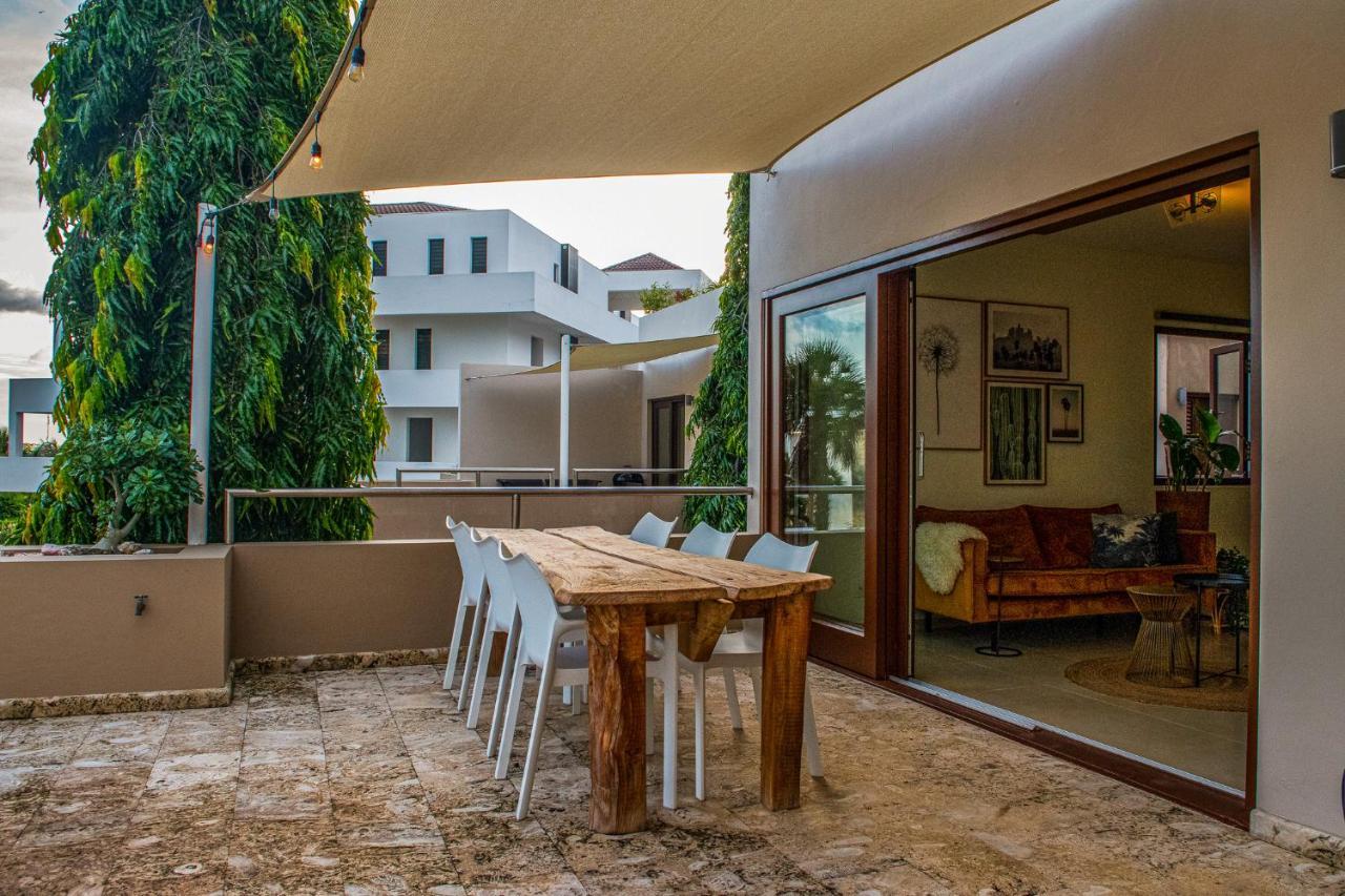 Blue Bay Resort Luxury Apartment Green View Dorp Dorp Sint Michiel Exterior photo